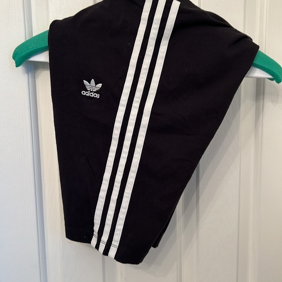 Adidas bike shorts - Picture 4 of 5
